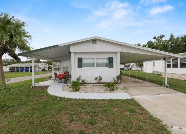 Property at 1823 Blue Lake Dr, Lakeland, FL 33801, 2 beds, 1.5 baths