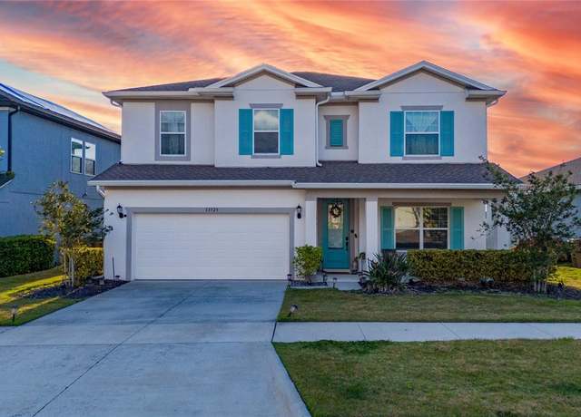 Property at 13323 Blossom Valley Dr, Clermont, FL 34711, 4 beds, 3 baths