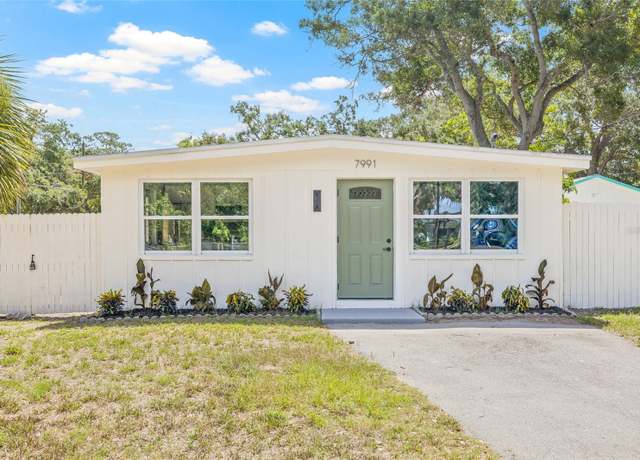 Property at 7991 54th St N, Pinellas Park, FL 33781, 3 beds, 2 baths