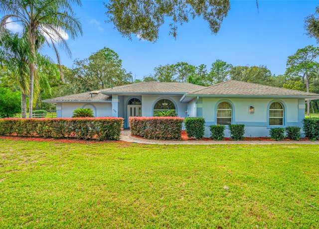 Property at 706 E Liberty St, Hernando, FL 34442, 3 beds, 2 baths