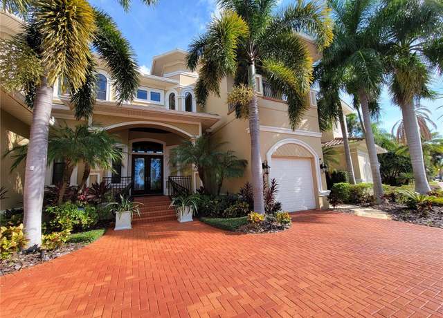 Property at 4125 Causeway Vista Dr, Tampa, FL 33615, 4 beds, 5 baths