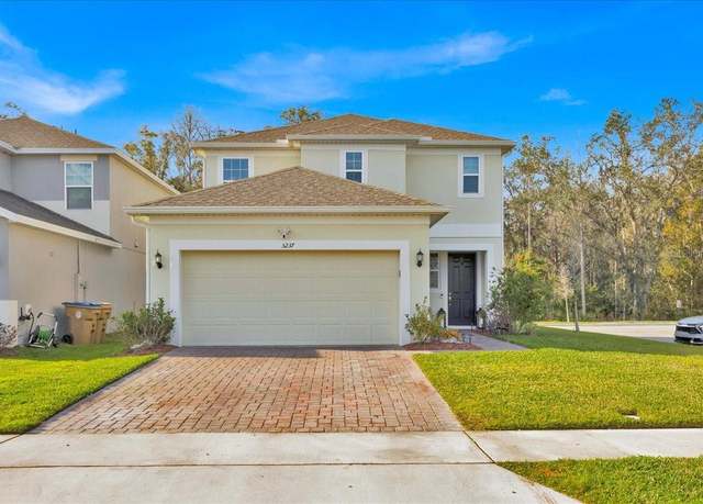 Property at 5237 Royal Point Ave, Kissimmee, FL 34746, 4 beds, 2.5 baths
