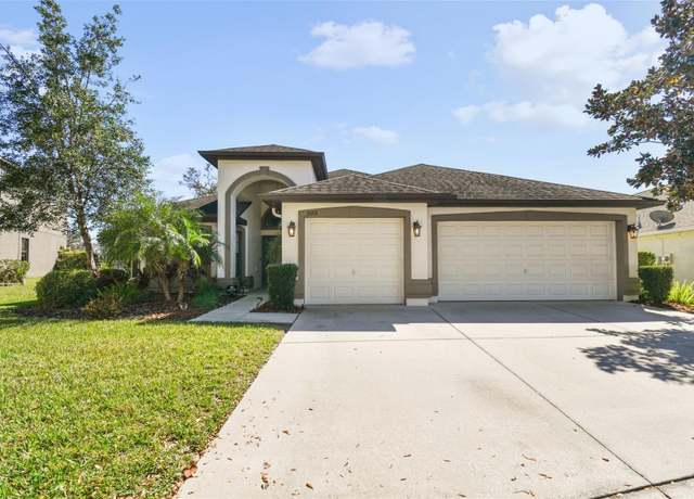 Property at 15721 Starling Water Dr, Lithia, FL 33547, 4 beds, 2.5 baths