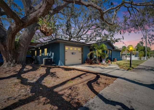 Property at 725 Philippe Pkwy, Safety Harbor, FL 34695, 4 beds, 3 baths
