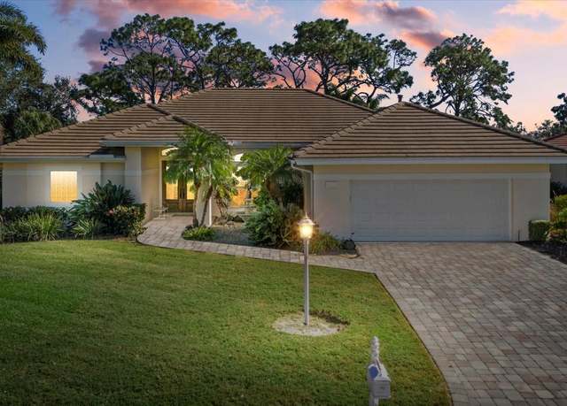 Property at 8111 Fairhaven Gln, University Park, FL 34201, 3 beds, 3 baths