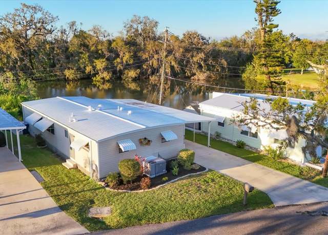 Property at 3912 14th St E, Ellenton, FL 34222, 2 beds, 2 baths