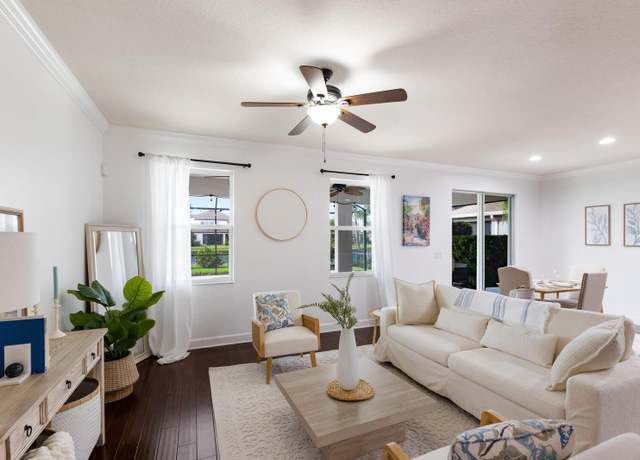 Property at 4617 Garden Arbor Way, Bradenton, FL 34203, 4 beds, 3 baths
