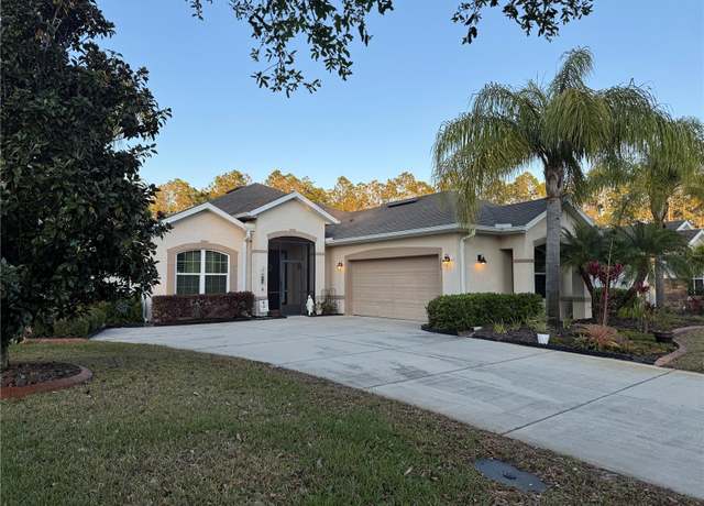 Property at 120 S Hummingbird Pl, Palm Coast, FL 32164, 3 beds, 2 baths