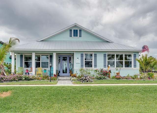 Property at 5250 Riveredge Dr, Titusville, FL 32780, 4 beds, 3.5 baths