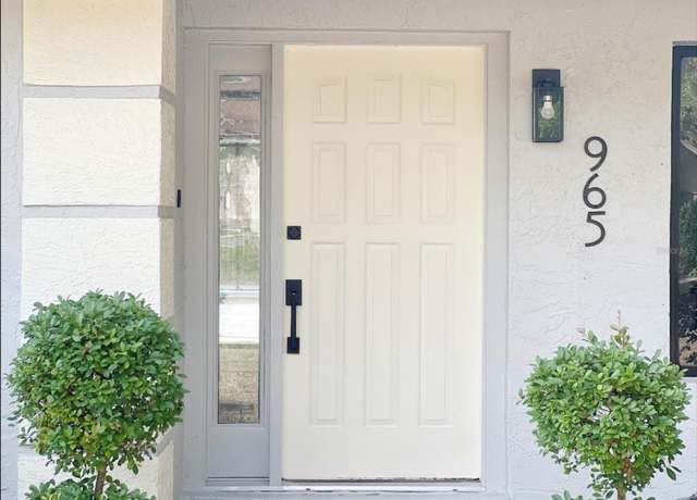 Property at 965 Brentwood Dr, Apopka, FL 32712, 4 beds, 2 baths