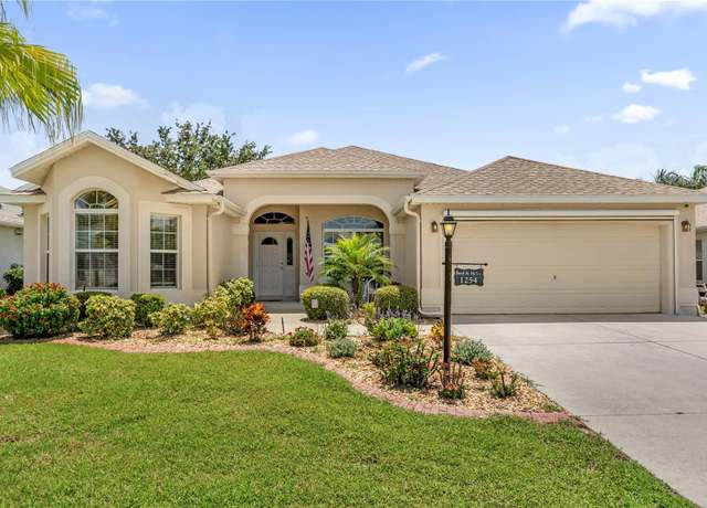 Property at 1254 Spartanburg Way, The Villages, FL 32162, 3 beds, 2 baths