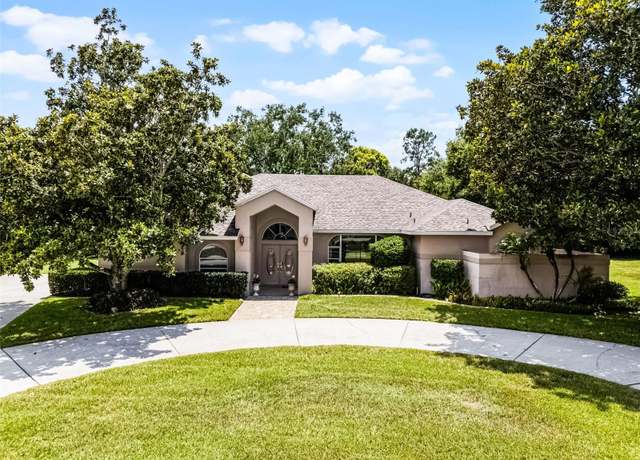 Property at 707 Heritage Dr NE, Winter Haven, FL 33881, 3 beds, 2 baths