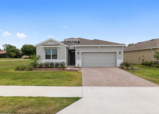 Property at 4892 NW 39th Loop, Ocala, FL 34482, 4 beds, 2 baths