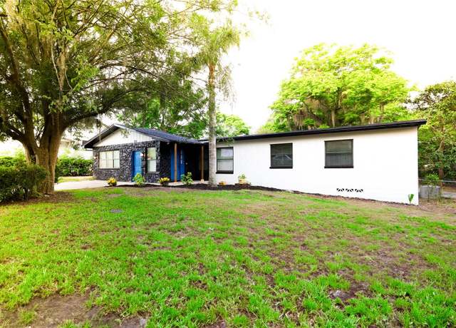Property at 808 S Clara Ave, Deland, FL 32720, 4 beds, 2.5 baths