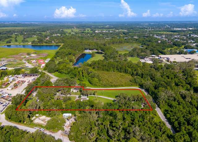 Property at 1318 Neely Dr, Leesburg, FL 34748, 14 beds, 8 baths