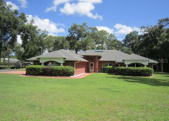 Property at 975 Rolling Acres Dr, Deland, FL 32720, 4 beds, 3 baths