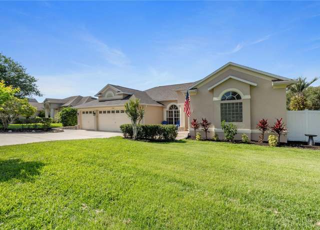 Property at 13100 Lakewind Dr, Clermont, FL 34711, 4 beds, 3 baths