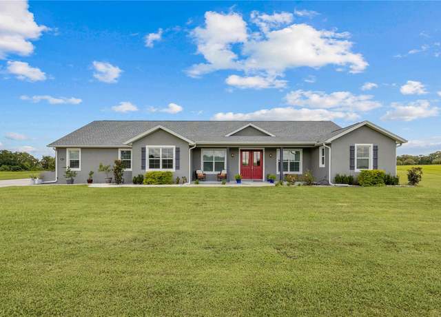 Property at 8715 NW 18th Cir, Ocala, FL 34475, 3 beds, 2 baths