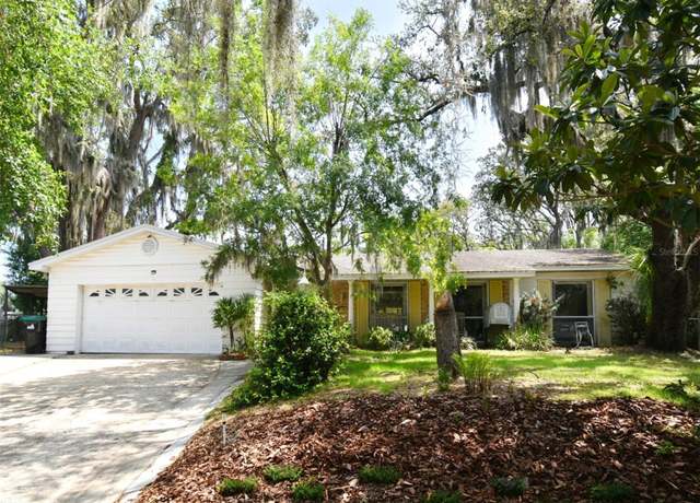 Property at 6105 Lost Tree Ct, Orlando, FL 32808, 3 beds, 2.5 baths