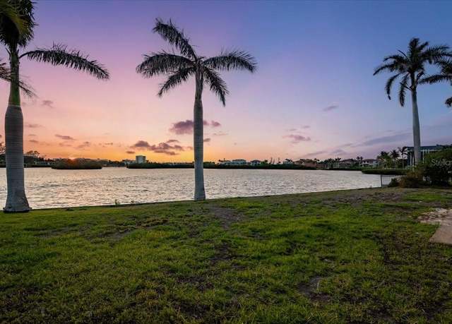 Property at 6426 Hollywood Blvd, Sarasota, FL 34231