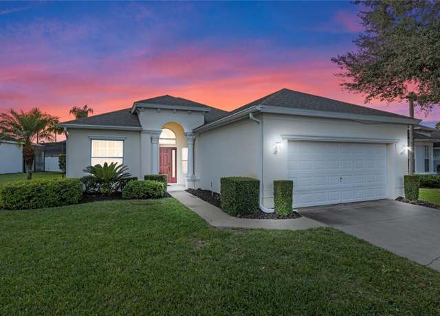 Property at 401 Montara Dr, Davenport, FL 33897, 4 beds, 3 baths