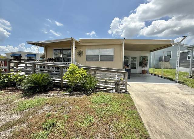 Property at 650 Mount Key Ave NE #628, St Petersburg, FL 33702, 2 beds, 1.5 baths