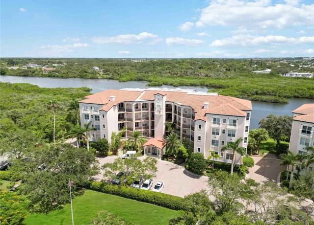 Property at 5450 Eagles Point Cir #405, Sarasota, FL 34231, 3 beds, 2.5 baths