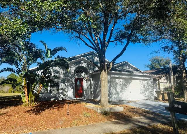 Property at 17517 Silver Creek Ct, Clermont, FL 34714, 5 beds, 2.5 baths