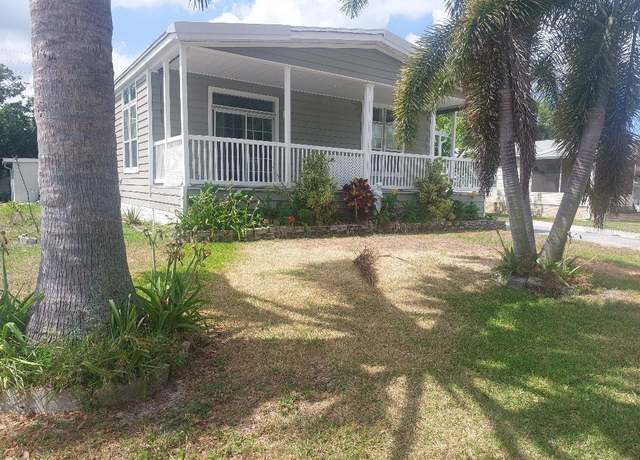 Property at 140 Independence Ave #11, Palm Harbor, FL 34684, 3 beds, 2 baths
