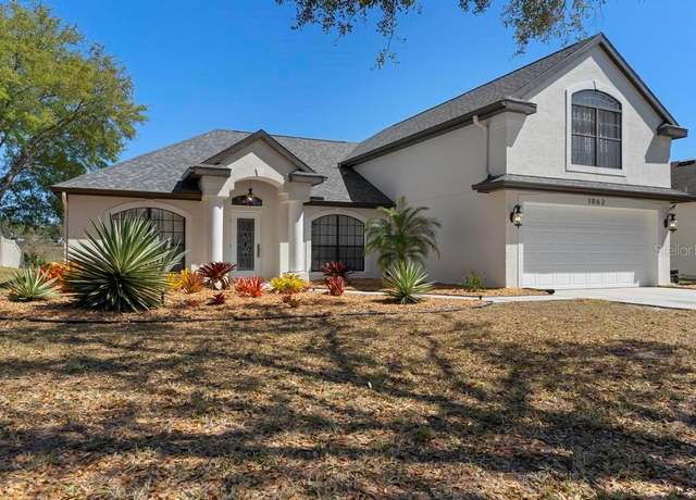 Property at 1062 Golf View Estates Dr, Orange City, FL 32763, 5 beds, 3 baths
