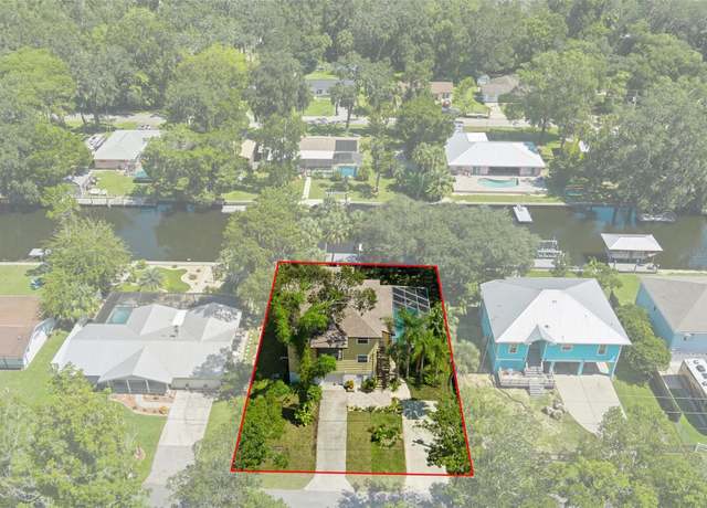 Property at 3679 N Suwannee Pt, Crystal River, FL 34428, 3 beds, 2 baths