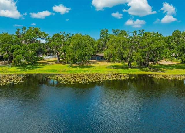 Property at 525 Gornto Lake Rd, Brandon, FL 33510, 3 beds, 2 baths