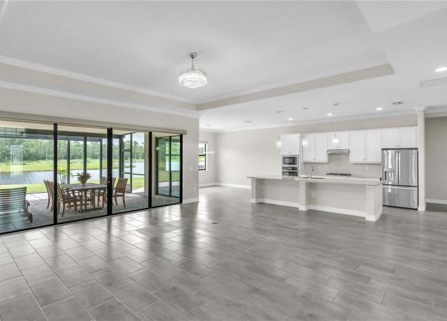 Property at 17519 Polo Trl, Lakewood Ranch, FL 34211, 3 beds, 3 baths