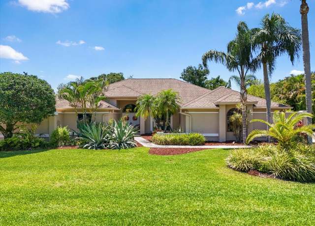 Property at 7321 Hemlock Ln, Sarasota, FL 34241, 4 beds, 3.5 baths
