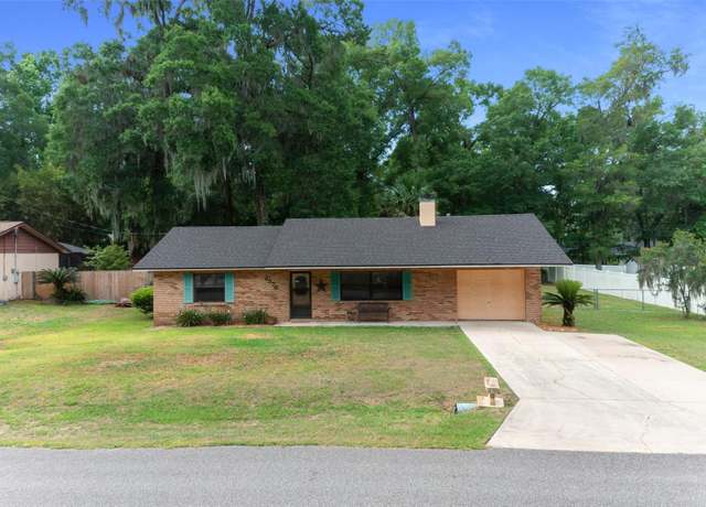 Property at 2576 NE 34th St, Ocala, FL 34479, 4 beds, 2 baths