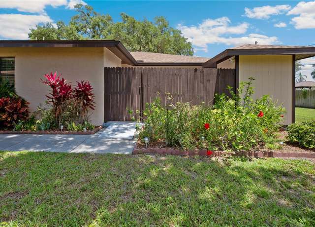 Property at 8436 60th St N #304, Pinellas Park, FL 33781, 2 beds, 2 baths