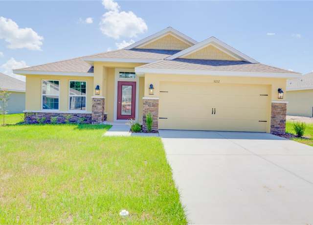 Property at 3212 NE 46th Ave, Ocala, FL 34470, 4 beds, 2 baths