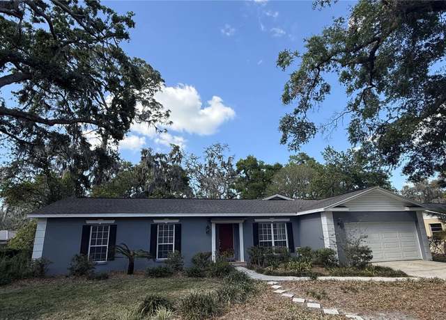 Property at 6924 Greenhill Pl, Tampa, FL 33617, 3 beds, 2 baths