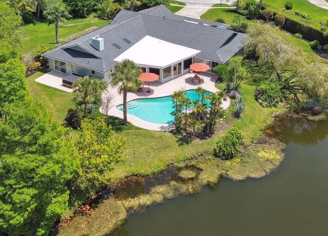 Property at 4106 Queller Way, Tampa, FL 33618, 4 beds, 3 baths