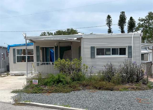 Property at 6920 W Bayou Ln, Bradenton, FL 34207, 3 beds, 2 baths