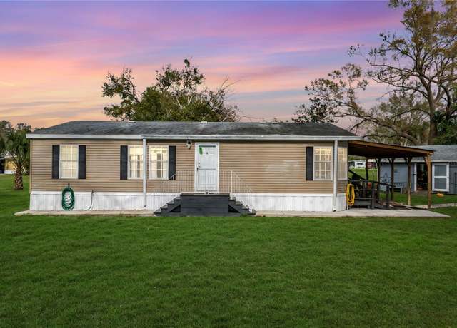 Property at 4100 Ernest Dr, Wesley Chapel, FL 33543, 3 beds, 2 baths