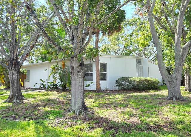 Property at 535 Monterey Blvd NE, St Petersburg, FL 33704, 4 beds, 4 baths