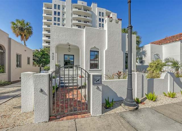 Property at 422 Burns Ct, Sarasota, FL 34236, 3 beds, 2 baths