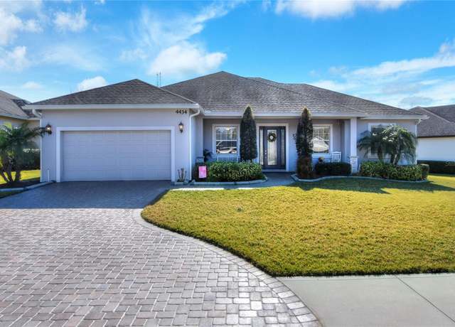 Property at 4434 Micanope Crescent Dr, Lakeland, FL 33811, 4 beds, 3 baths