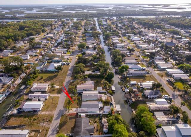 Property at 104 Charles St, Edgewater, FL 32141, 2 beds, 2 baths