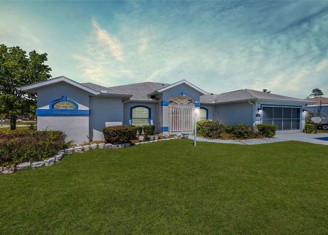 Property at 4085 SW 110th St, Ocala, FL 34476, 3 beds, 2.5 baths