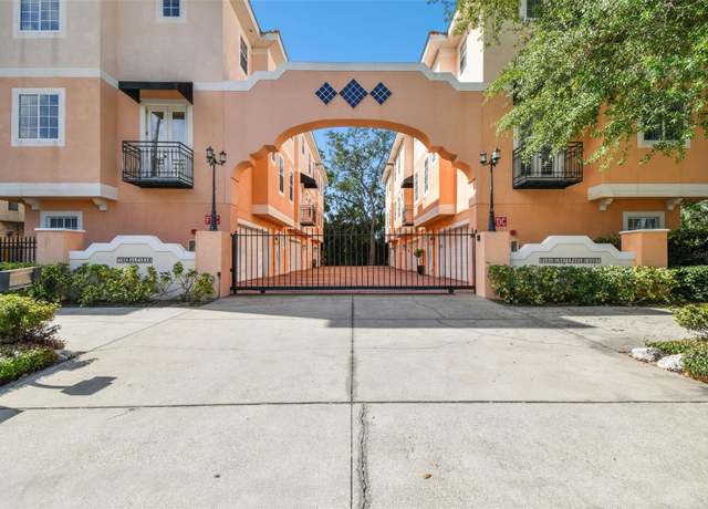 Property at 3025 W Grovewood Ct Unit B, Tampa, FL 33629, 2 beds, 3 baths