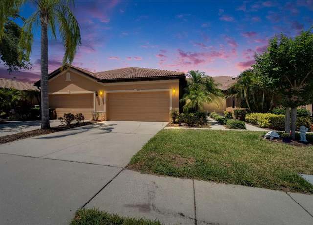 Property at 329 Seneca Falls Dr, Apollo Beach, FL 33572, 2 beds, 2 baths