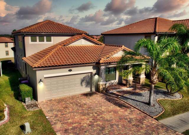 Property at 1958 Altavista Cir, Lakeland, FL 33810, 4 beds, 3 baths