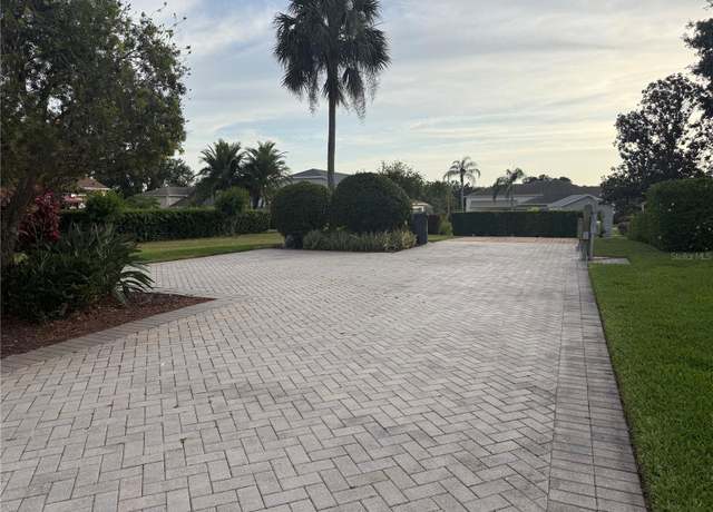 Property at 352 Travelers Dr, Polk City, FL 33868